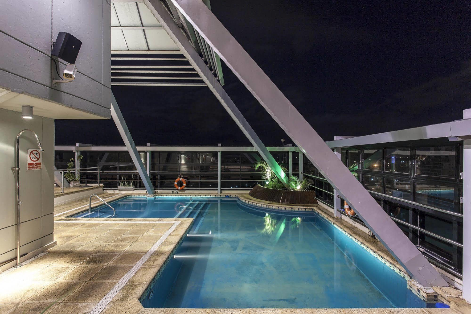 Ros Tower Hotel Rosario Esterno foto